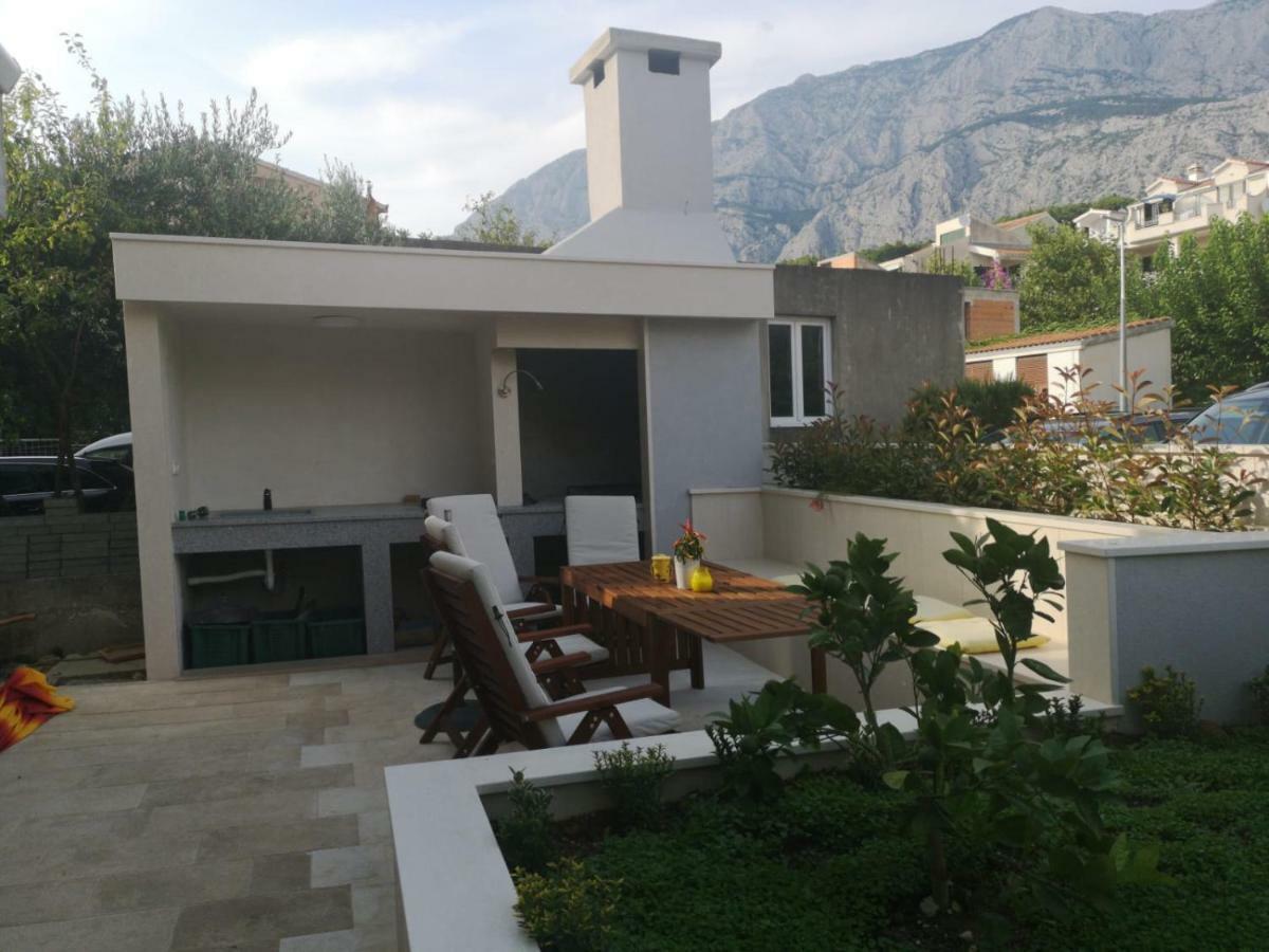 Apartments Ivandic Tučepi Exterior foto